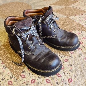 Ariat • Leather Boots • Size 8